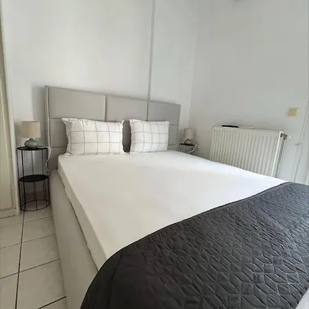 Eva'S Apartment Ламия Экстерьер фото