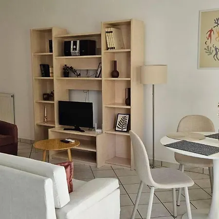 Eva'S Apartment Ламия Экстерьер фото